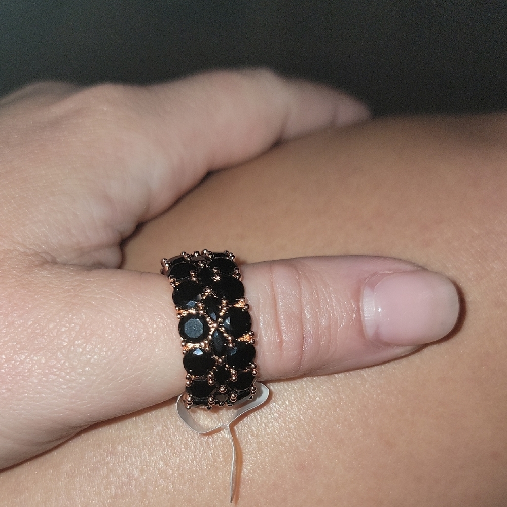 💚Elegant Black Gemstone Ring